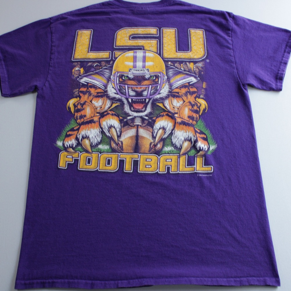 Gildan Ultra Cotton LSU Tigers Football Graphic Tee Purple Mens Medium